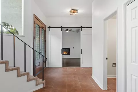 Entry Way - 5299 Olive Hill Rd, Fallbrook, CA 92028 photo 4 of 7