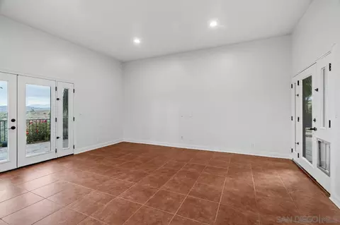Living - 5299 Olive Hill Rd, Fallbrook, CA 92028 photo 5 of 7