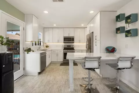 Kitchen - 9109 Willowgrove Ave, Santee, CA 92071 photo 2 of 5