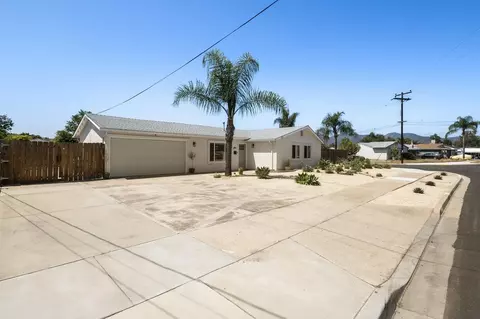 Exterior - 9109 Willowgrove Ave, Santee, CA 92071 photo 4 of 11