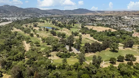View/Area - 9109 Willowgrove Ave, Santee, CA 92071 photo 8 of 10