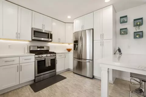 Kitchen - 9109 Willowgrove Ave, Santee, CA 92071 photo 1 of 5