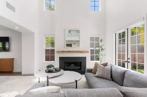 684 Cypress Hills Dr, Encinitas, CA 92024 photo 3