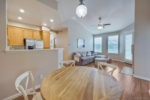 581 Silver Berry Pl, Encinitas, CA 92024 photo 11