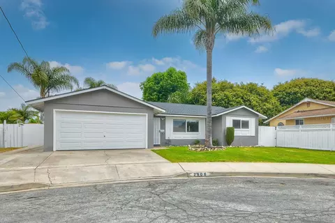 2906 Jody Ln, Oceanside, CA 92056