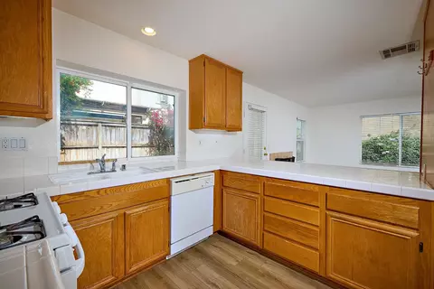 2750 Wanek Rd, Escondido, CA 92027 photo 32