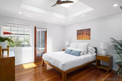 Bedroom - 208 E Glaucus St, Encinitas, CA 92024 photo 1 of 3