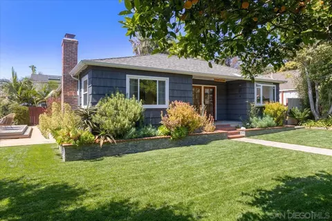 Exterior - 208 E Glaucus St, Encinitas, CA 92024 photo 2 of 8
