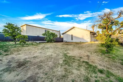 Exterior - 704 Sacramento Ave, Spring Valley, CA 91977 photo 6 of 6