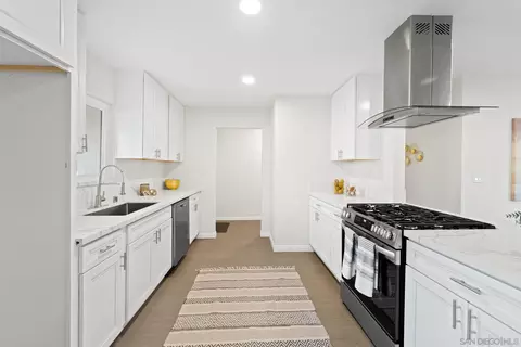 Kitchen - 704 Sacramento Ave, Spring Valley, CA 91977 photo 5 of 7