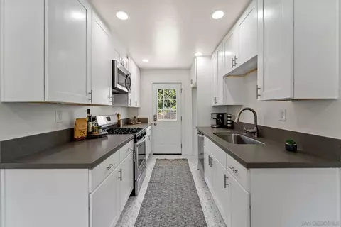 709 Hillsview Rd, El Cajon, CA 92020 photo 8