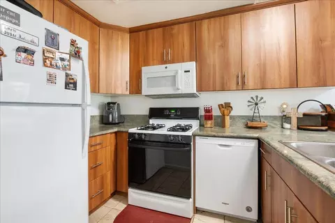 Kitchen - 8621 Arminda Cir #28, Santee, CA 92071 photo 1 of 2