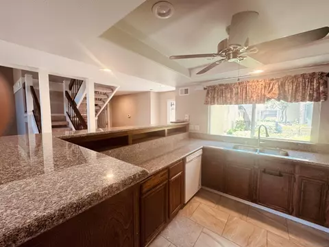 23924 Green Haven Ln, Ramona, CA 92065 photo 6