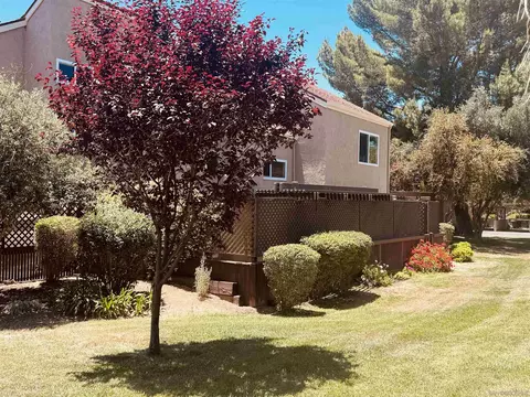 23924 Green Haven Ln, Ramona, CA 92065 photo 2