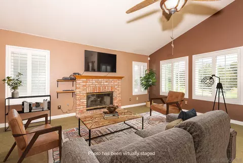 2761 Blackbush Ln, El Cajon, CA 92019