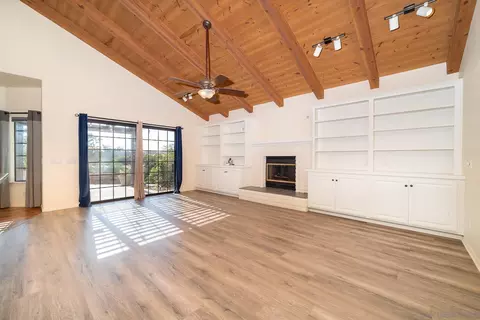 653 Tumble Creek Ln, Fallbrook, CA 92028 photo 6