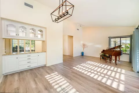 653 Tumble Creek Ln, Fallbrook, CA 92028 photo 17