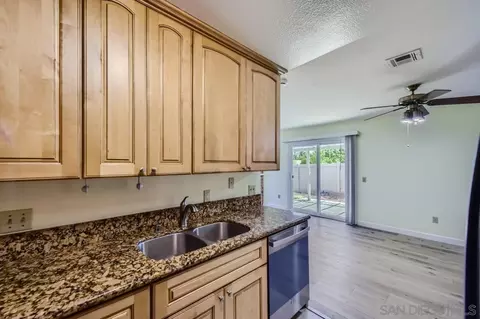 13754 Comuna Dr, Poway, CA 92064 photo 15