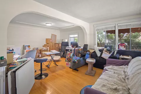 Living - 952 I Ave, Coronado, CA 92118 photo 3 of 3