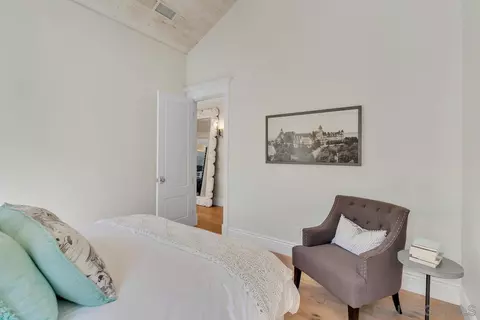 Bedroom - 1015 Olive Ave, Coronado, CA 92118 photo 2 of 8