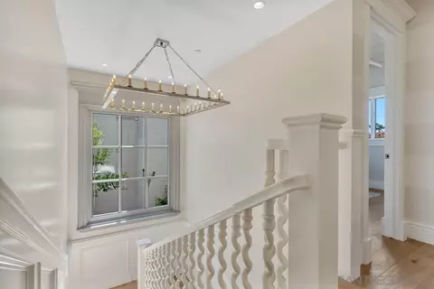 Entry Way - 1015 Olive Ave, Coronado, CA 92118 photo 5 of 5