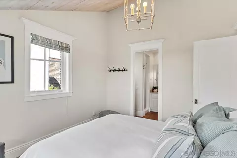 Bedroom - 1015 Olive Ave, Coronado, CA 92118 photo 6 of 8