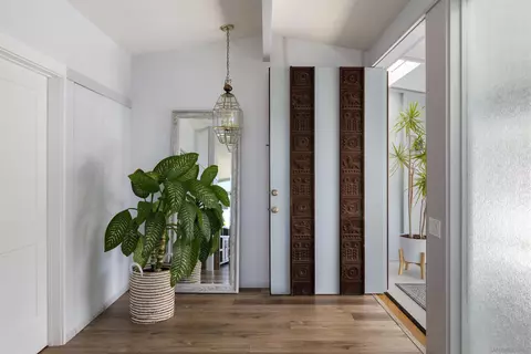 Entry Way - 5502 Rutgers Rd, La Jolla, CA 92037 photo 1 of 1