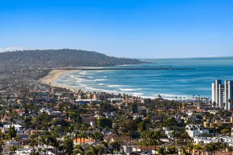 View/Area - 5502 Rutgers Rd, La Jolla, CA 92037 photo 4 of 4