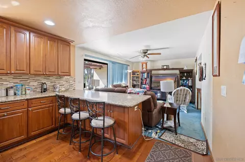 28797 Stonegate Dr, Valley Center, CA 92082 photo 6