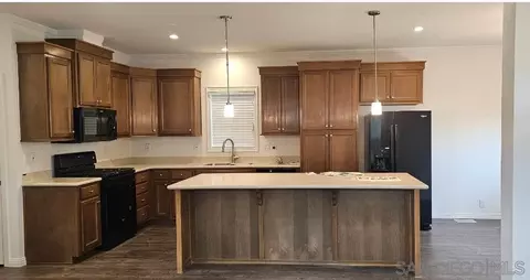 350 E San Jacinto Ave #140, Perris, CA 92571 photo 4