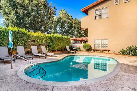 Exterior - 2567 Navarra Dr #B, Carlsbad, CA 92009 photo 3 of 4