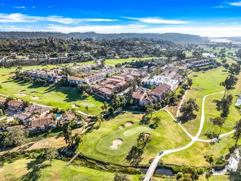 View/Area - 2567 Navarra Dr #B, Carlsbad, CA 92009 photo 5 of 7