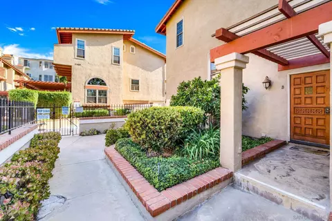 Exterior - 2567 Navarra Dr #B, Carlsbad, CA 92009 photo 1 of 4
