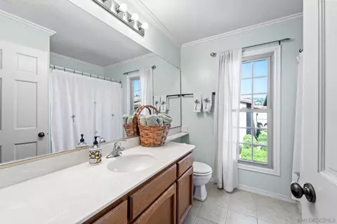 Bath - 2567 Navarra Dr #B, Carlsbad, CA 92009 photo 2 of 2