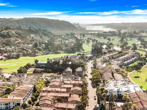 View/Area - 2567 Navarra Dr #B, Carlsbad, CA 92009 photo 6 of 7