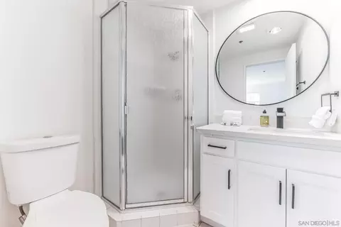 Bath - 457 Coast Blvd #403, La Jolla, CA 92037 photo 2 of 3