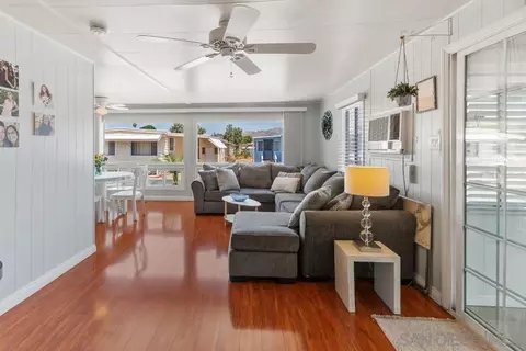Living - 2280 E Valley Pkwy #59, Escondido, CA 92027 photo 2 of 5