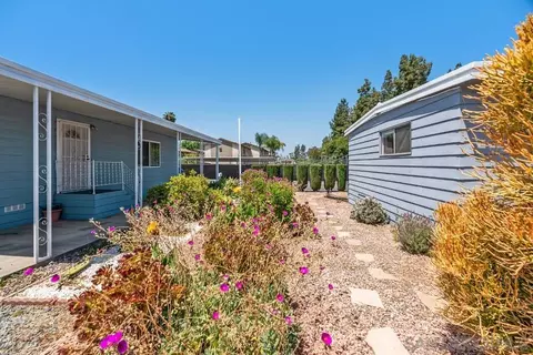 Exterior - 2280 E Valley Pkwy #59, Escondido, CA 92027 photo 5 of 12