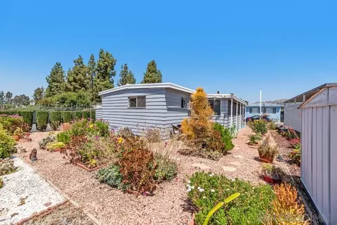 Exterior - 2280 E Valley Pkwy #59, Escondido, CA 92027 photo 6 of 12