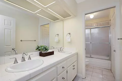 Bath - 440 Silver Shadow Dr, San Marcos, CA 92078 photo 2 of 2