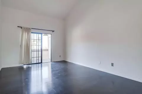 Living - 575 E St #18, Chula Vista, CA 91910 photo 5 of 6