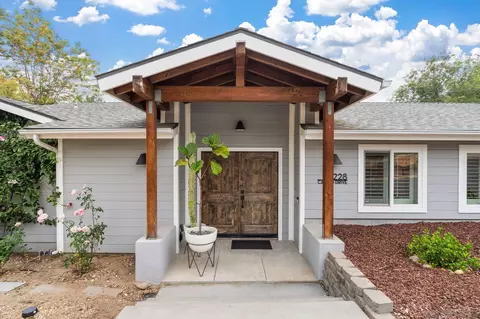 4228 Calavo Dr, La Mesa, CA 91941 photo 2