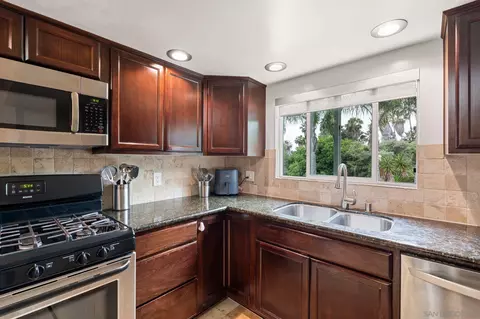 4228 Calavo Dr, La Mesa, CA 91941 photo 7