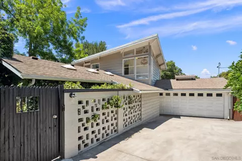 9255 Mollywoods Ave, La Mesa, CA 91941