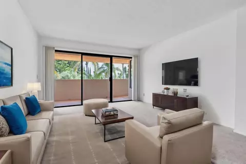 17647 Pomerado Rd #246, San Diego, CA 92128
