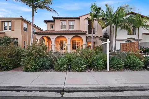 2920 W Porter Rd, San Diego, CA 92106