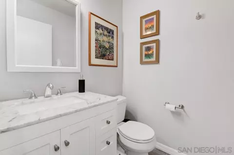 Bath - 446 Glen Arbor Dr, Encinitas, CA 92024 photo 3 of 3