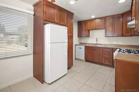 167 E St, Chula Vista, CA 91910 photo 14