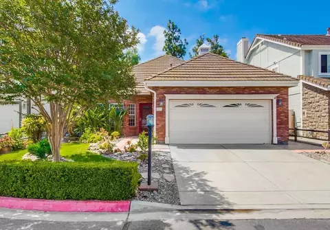 971 Rose Arbor Dr, San Marcos, CA 92078