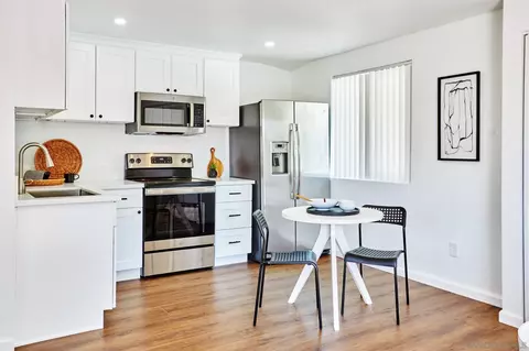 Kitchen - 9080 Terrace Dr, La Mesa, CA 91941 photo 3 of 4